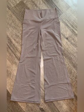 Athleta Salutation Stash Flare Pant